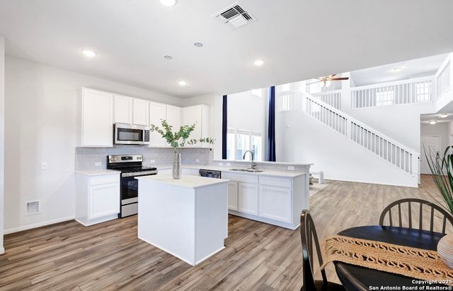 2625 Lupton Leap, San Antonio, TX 78245