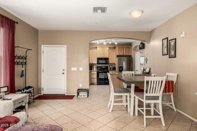 2744 S PEWTER Drive 102, Gilbert, AZ 85295