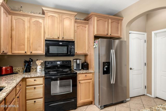 2744 S PEWTER Drive 102, Gilbert, AZ 85295