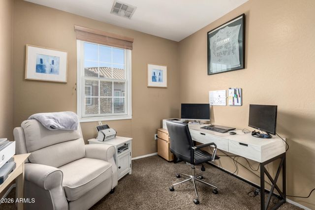 2744 S PEWTER Drive 102, Gilbert, AZ 85295