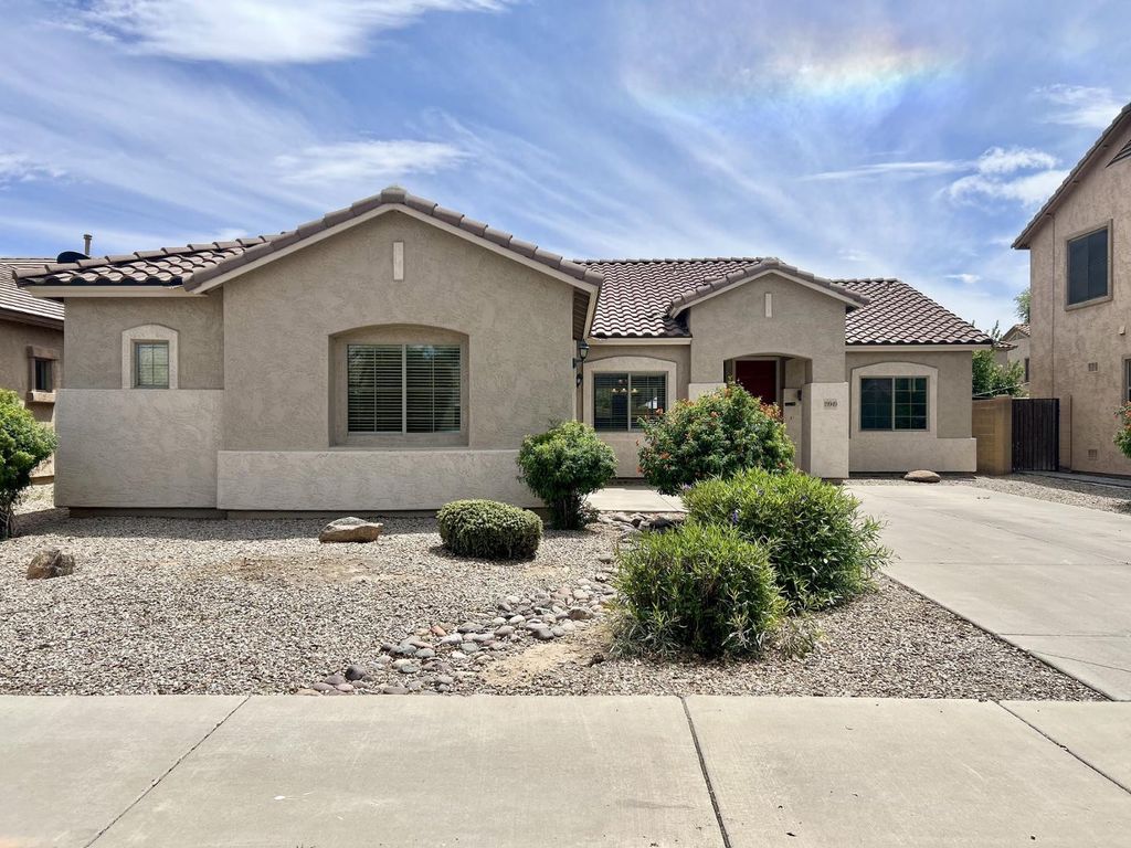 19949 E Reins Road, Queen Creek, AZ 85142