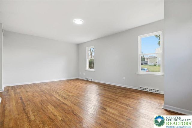 5673 Wedge Lane, Lower Macungie Twp, PA 18106