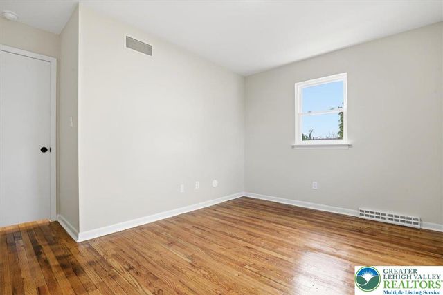 5673 Wedge Lane, Lower Macungie Twp, PA 18106