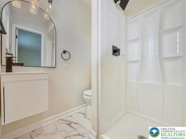 5673 Wedge Lane, Lower Macungie Twp, PA 18106