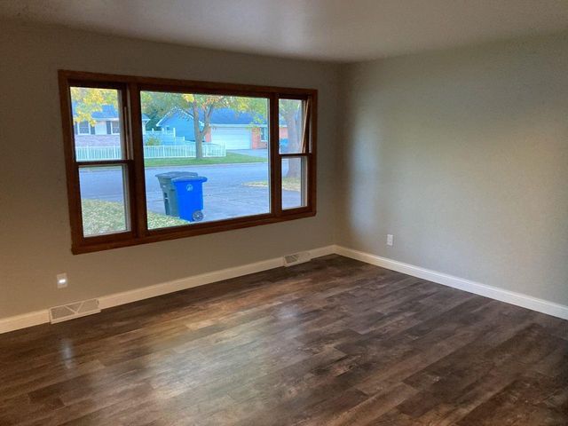 2138 PATTY LANE, Green Bay, WI 54304