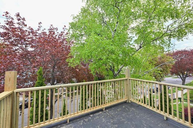 2825 Juneau AVENUE, Milwaukee, WI 53208
