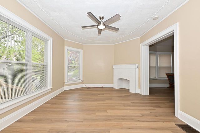 2825 Juneau AVENUE, Milwaukee, WI 53208