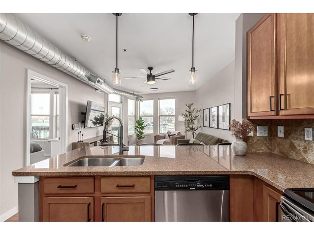 1313 S Clarkson St 303, Denver, CO 80210