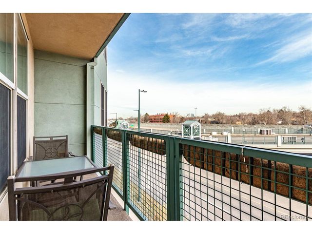 1313 S Clarkson St 303, Denver, CO 80210