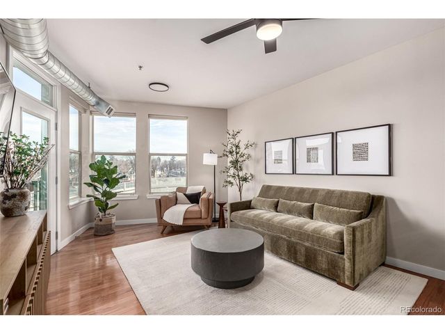 1313 S Clarkson St 303, Denver, CO 80210