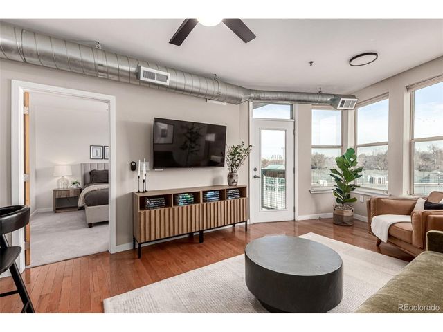 1313 S Clarkson St 303, Denver, CO 80210