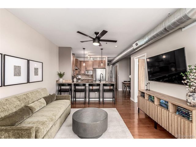 1313 S Clarkson St 303, Denver, CO 80210
