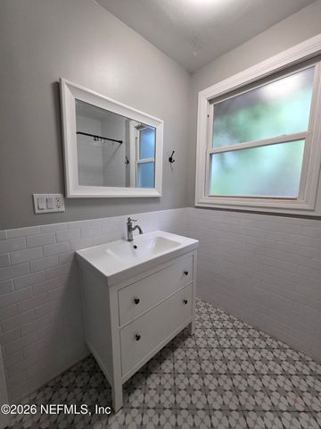 3353 DELLWOOD Avenue, Jacksonville, FL 32205