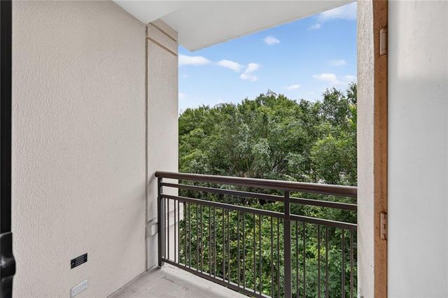 3445 Stratford Road NE 402, Atlanta, GA 30326