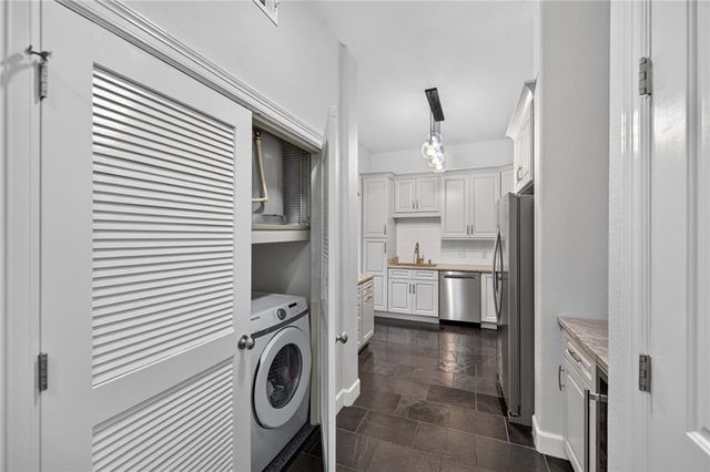 3445 Stratford Road NE 402, Atlanta, GA 30326