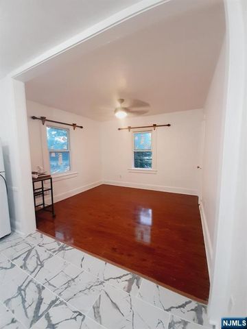58 S Farview Avenue, Paramus, NJ 07652
