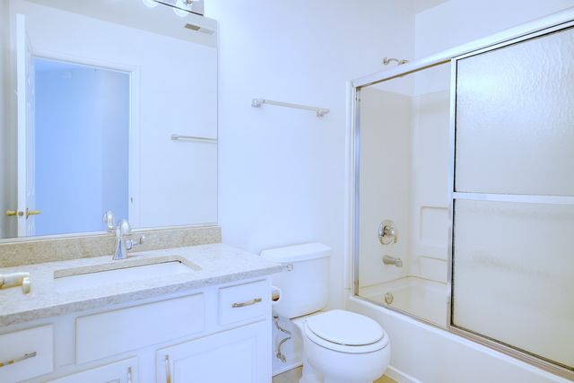 2866 Stonewater Drive 2866, Naperville, IL 60564