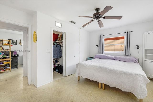 3620 NW 24th Street, Lauderdale Lakes, FL 33311