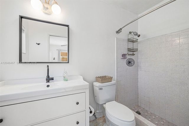 3620 NW 24th Street, Lauderdale Lakes, FL 33311