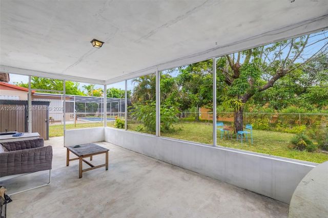 3620 NW 24th Street, Lauderdale Lakes, FL 33311