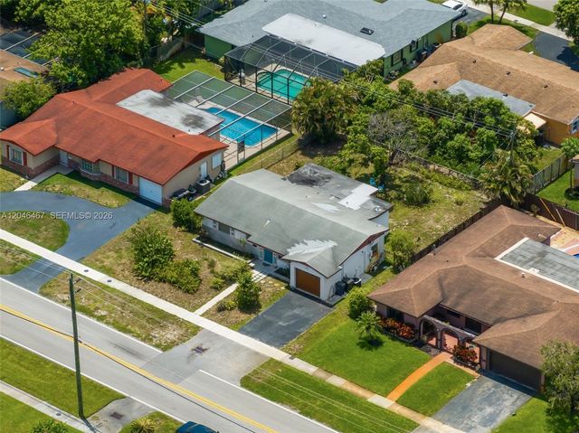 3620 NW 24th Street, Lauderdale Lakes, FL 33311