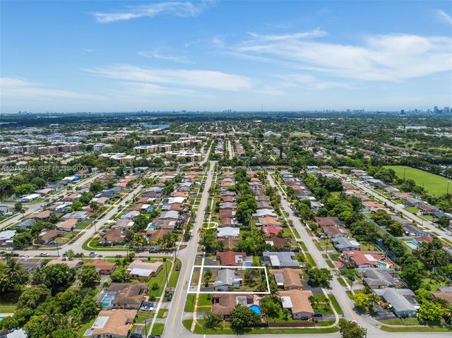 3620 NW 24th Street, Lauderdale Lakes, FL 33311