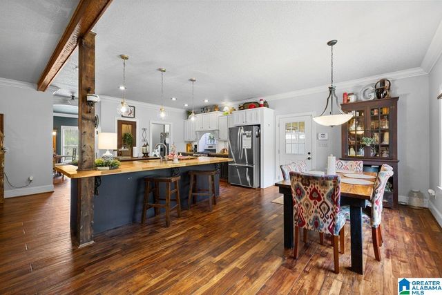 49886 US HWY 231, Oneonta, AL 35121