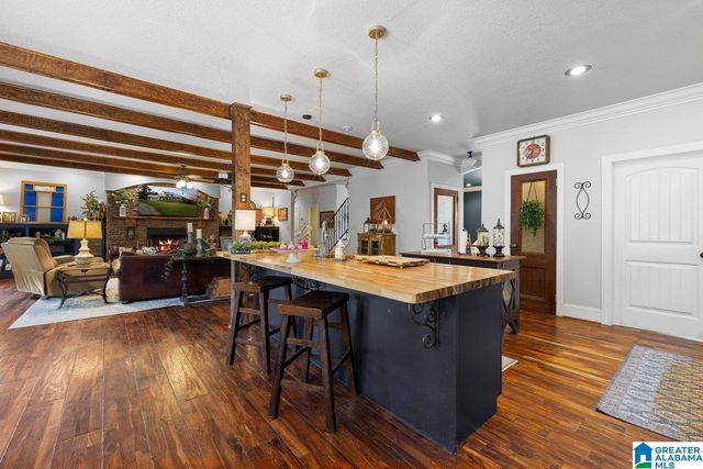 49886 US HWY 231, Oneonta, AL 35121