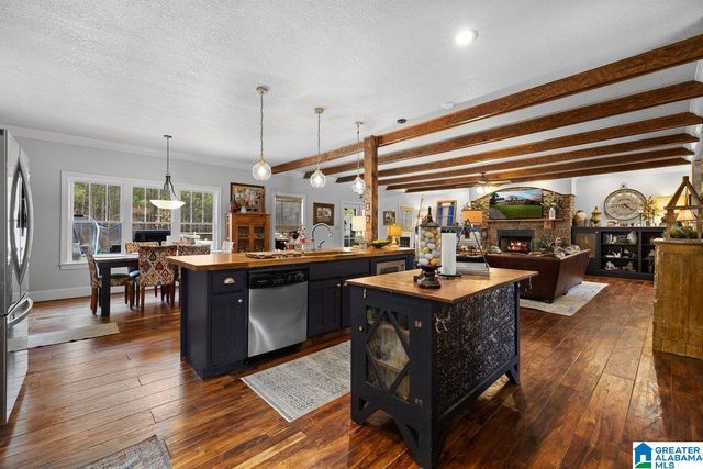 49886 US HWY 231, Oneonta, AL 35121