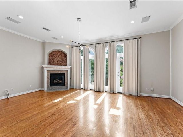 405 Reinerman Street, Houston, TX 77007