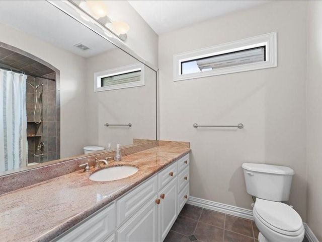 405 Reinerman Street, Houston, TX 77007