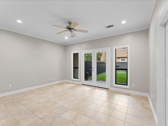 405 Reinerman Street, Houston, TX 77007