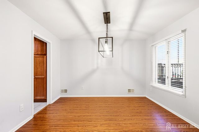 118 Kingsland Circle, South Brunswick, NJ 08852