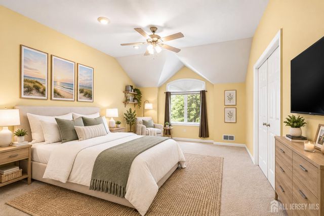 118 Kingsland Circle, South Brunswick, NJ 08852