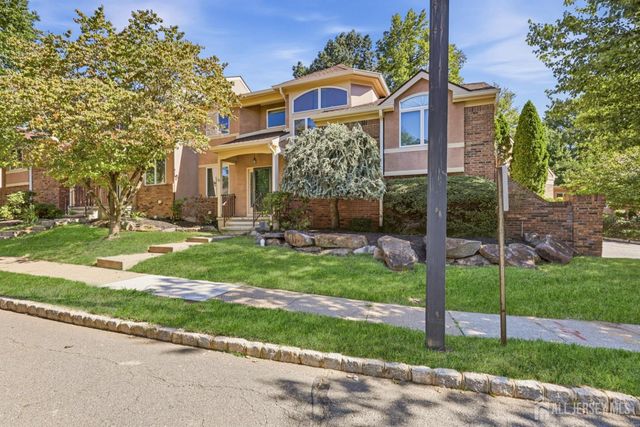 118 Kingsland Circle, South Brunswick, NJ 08852