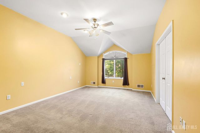 118 Kingsland Circle, South Brunswick, NJ 08852