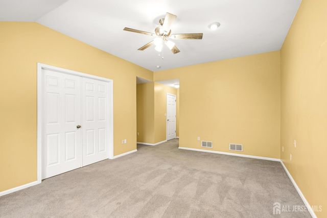 118 Kingsland Circle, South Brunswick, NJ 08852