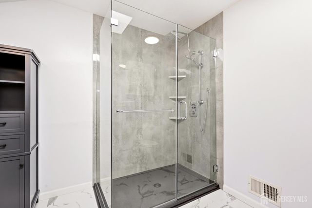 118 Kingsland Circle, South Brunswick, NJ 08852
