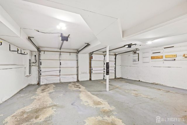 118 Kingsland Circle, South Brunswick, NJ 08852