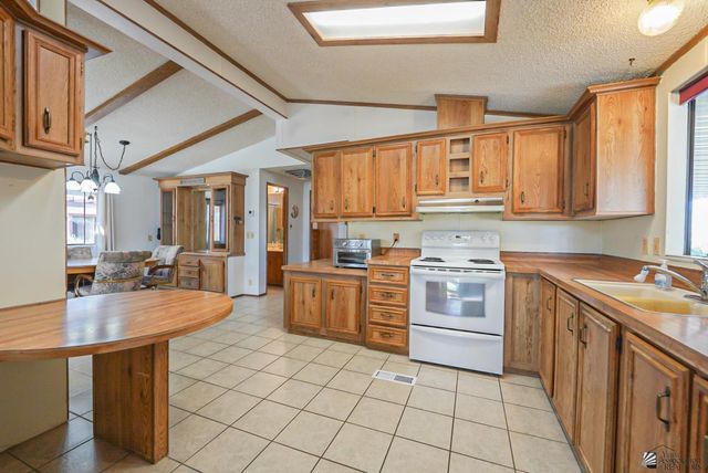 13614 E 45 Dr, Yuma, AZ 85367