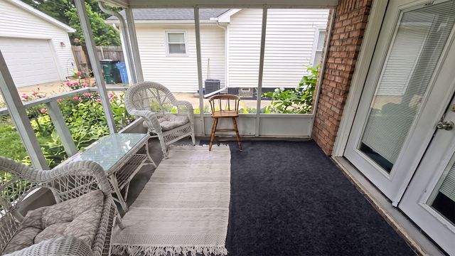 801 Merrill Avenue, Lansing, MI 48912