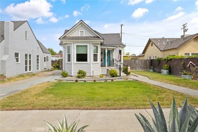 124 W Florinda, Hanford, CA 93230
