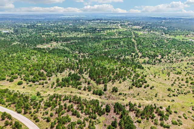 1213 Park Road 1C, Smithville, TX 78957