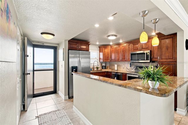 1270 GULF BOULEVARD 2007, Clearwater Beach, FL 33767