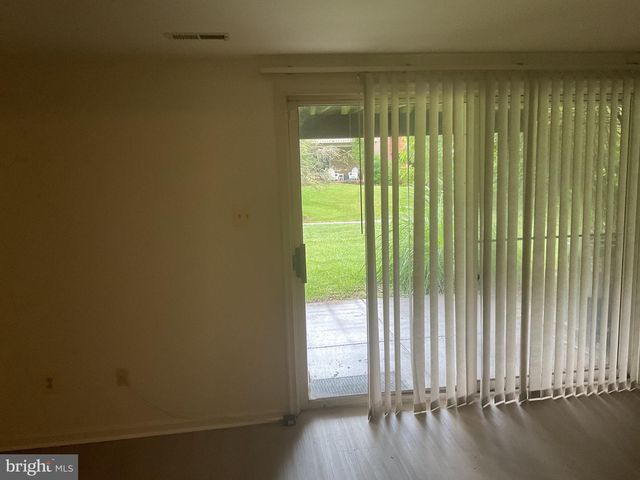 28 TENBY CT, Lutherville Timonium, MD 21093
