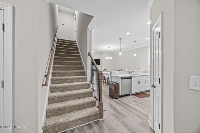 2301 Dovedale Drive A, Greenville, NC 27834