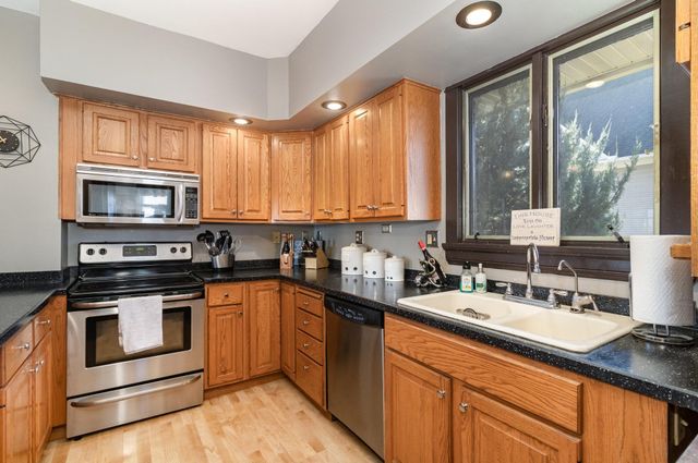 1004 College Avenue, Red Wing, MN 55066