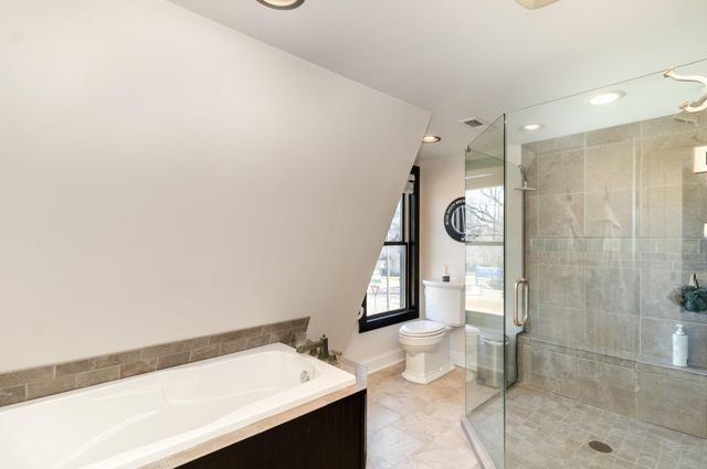 1004 College Avenue, Red Wing, MN 55066