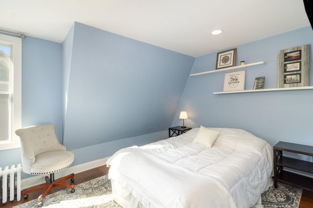 1004 College Avenue, Red Wing, MN 55066