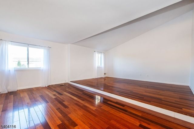 173 Castle Ridge Drive, East Hanover Twp., NJ 07936